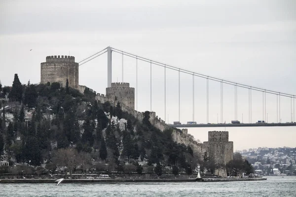 Turecko Istanbul Rumunská Pevnost Viděná Bosphorského Průlivu Postavená Mehmetem Dobyvatelem — Stock fotografie