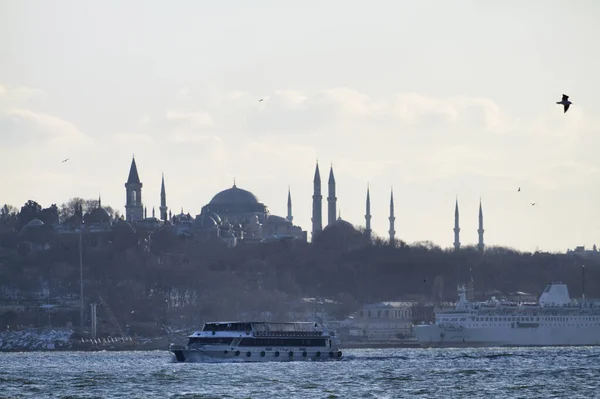 Turquia Istambul Vista Cidade Mesquita Azul Partir Canal Bósforo Pôr — Fotografia de Stock