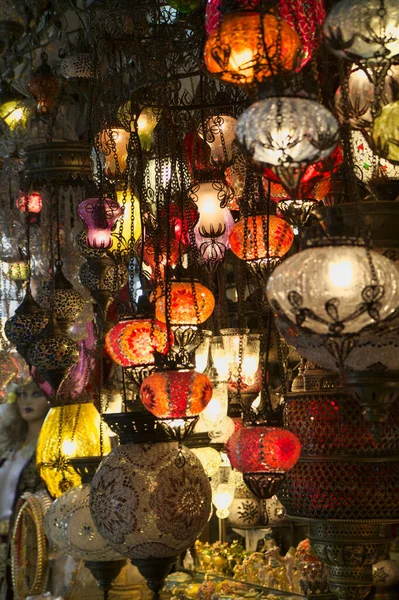 Turkey Istanbul Grand Bazaar Kapali Carsi Handmade Turkish Lanterns Sale — Stock Photo, Image