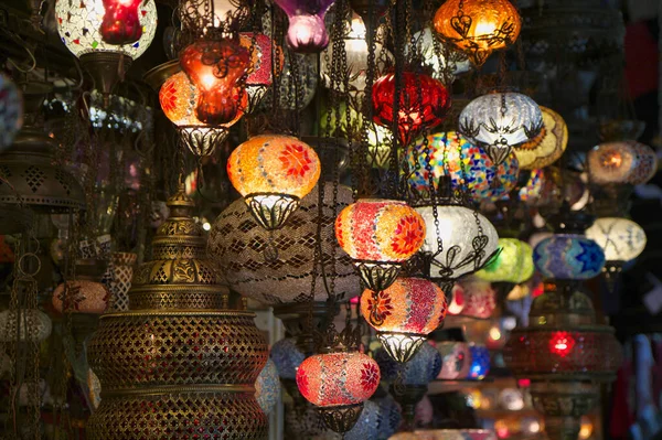 Törökország Isztambul Grand Bazaar Kapalicarsi Kézzel Készített Török Lámpák Eladó — Stock Fotó