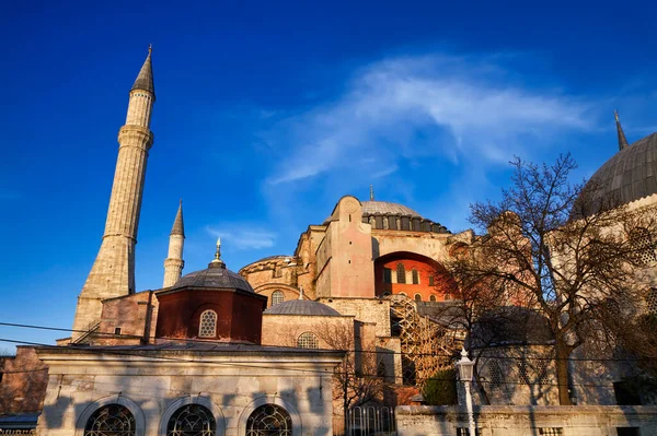 Türkiye Stanbul Gün Batımında Aziz Sophia Katedrali Yüzyılda Büyük Costantine — Stok fotoğraf