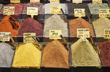 Türkiye, İstanbul, Baharat Pazarı, Satılık Türk baharatları