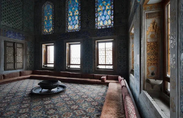 土耳其 伊斯坦布尔 Topkapi宫 王储的公寓 双子座 双子座 由建于17世纪的两间私人住宅组成 从18世纪起作为王储的私人住宅 — 图库照片