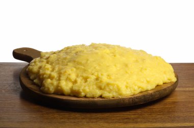 İtalyan polentası (lapa) yeni yapıldı