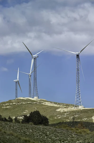 イタリア シチリア島 フランコフォンテ カターニア州 エコールエネルギータービン — ストック写真