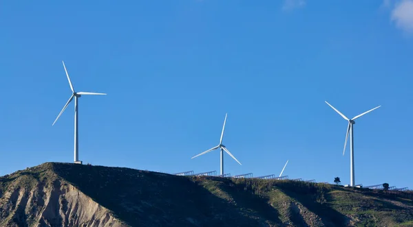 Italy Sicily Countryside Agrigento Eolic Energy Turbines Solar Mirrors — Stock Photo, Image