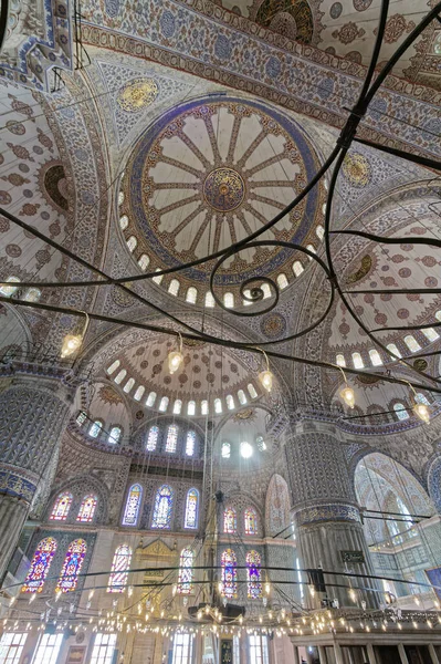 Türkiye Stanbul Sultanahmet Mparatorluk Camii Nin Içleri Aynı Zamanda Mavi — Stok fotoğraf