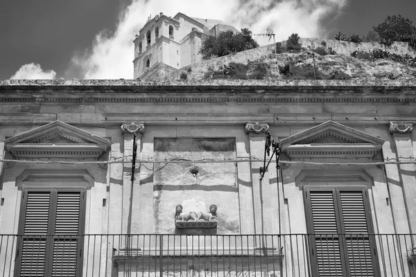 Ιταλία Σικελία Scicli Επαρχία Ragusa Πρόσοψη Μπαρόκ Κτιρίου Και Μοναστήρι — Φωτογραφία Αρχείου