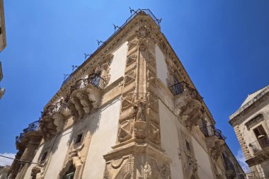 İtalya, Sicilya, Scicli (Ragusa ili), Barok Beneventano Sarayı (18. yüzyıl A.C..)
