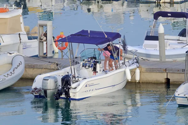 Talya Sicilya Akdeniz Marina Ragusa Ragusa Eyaleti Temmuz 2021 Limanda — Stok fotoğraf