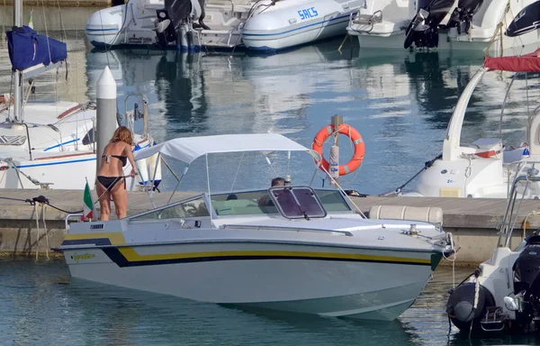 Italie Sicile Méditerranée Marina Ragusa Province Raguse Juillet 2021 Couple — Photo