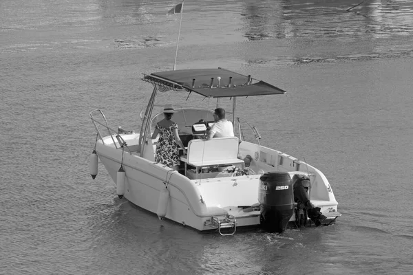 Italie Sicile Méditerranée Marina Ragusa Province Raguse Août 2021 Couple — Photo