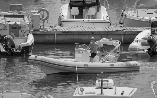 Italie Sicile Méditerranée Marina Ragusa Province Raguse Août 2021 Couple — Photo