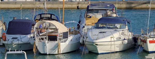 Italien Sizilien Mittelmeer Marina Ragusa Provinz Ragusa Luxusyachten Hafen — Stockfoto