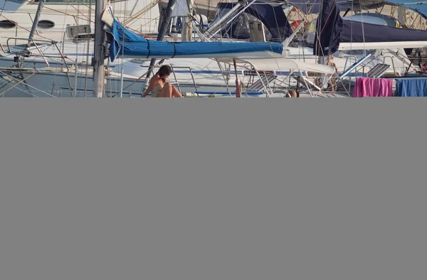 Italien Sizilien Mittelmeer Marina Ragusa Provinz Ragusa August 2020 Paar — Stockfoto