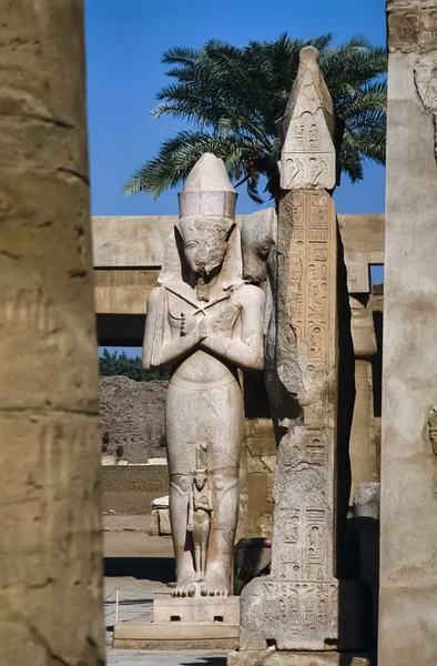 Karnak templom romjai — Stock Fotó