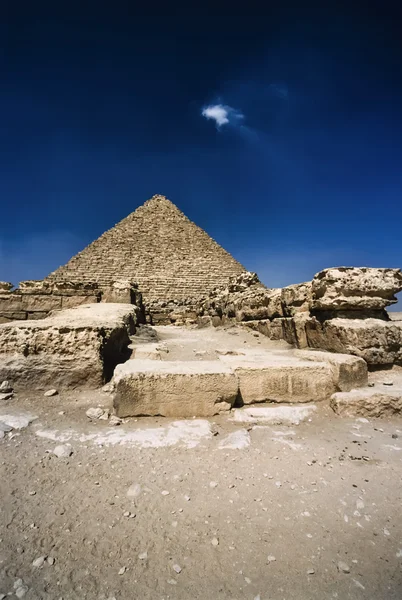 Kairo, micherino pyramid — Stockfoto