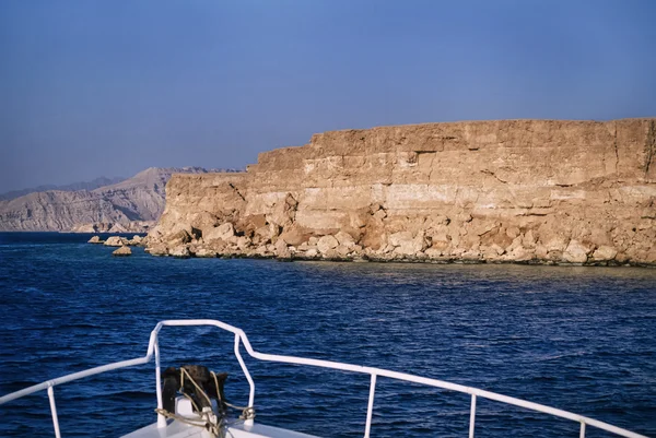 View of the rocky coast near Ras Mohammed — Stock Photo, Image