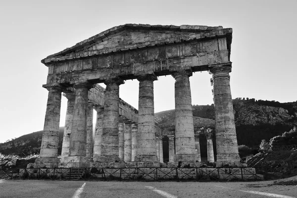 Italy, Sicily, Segesta, Greek Temple — Stock Photo, Image