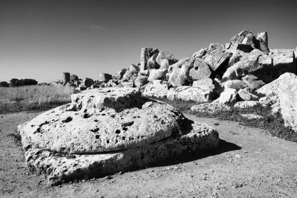 Yunan Hera'nın Tapınak sütunlar — Stok fotoğraf