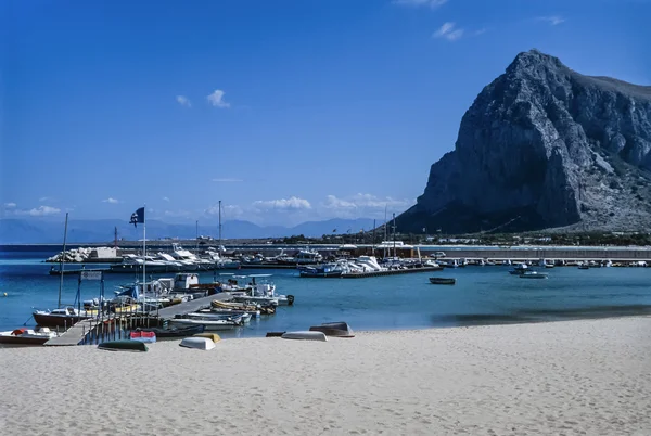 San Vito Lo Capo, vista del puerto —  Fotos de Stock