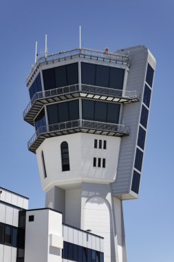 Uçuş kontrol kulesi