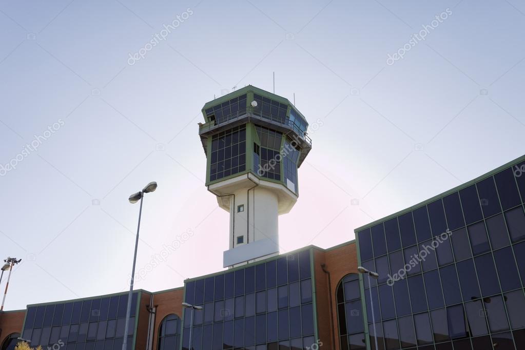 Flight control tower