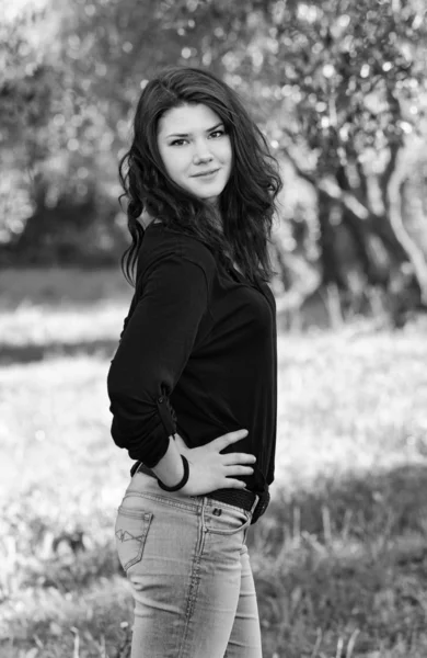 Sorrindo feminino adolescente retrato — Fotografia de Stock