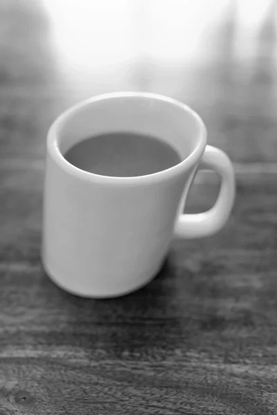 Filiżanka kawy z mlekiem — Zdjęcie stockowe