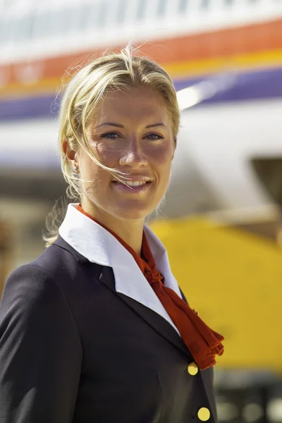 Vlucht stewardess — Stockfoto