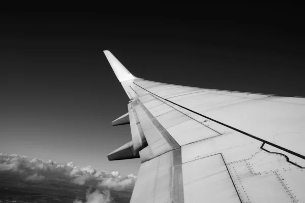 Крыло самолёта — стоковое фото
