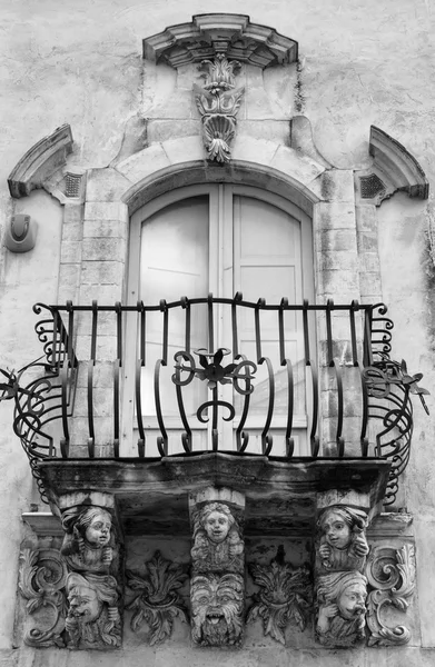 Zacco 궁전? Ragusa, 이탈리아에서 — 스톡 사진