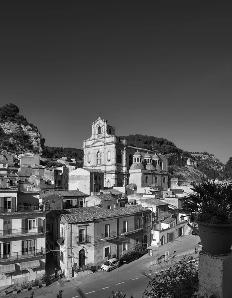 S. Maria La Nova nyklassisk kyrka i Italien — Stockfoto