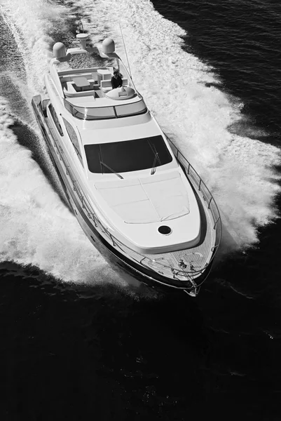 Yacht di lusso nel mare — Foto Stock