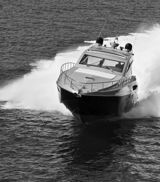 Aerial view of luxury yacht — Stock Photo, Image