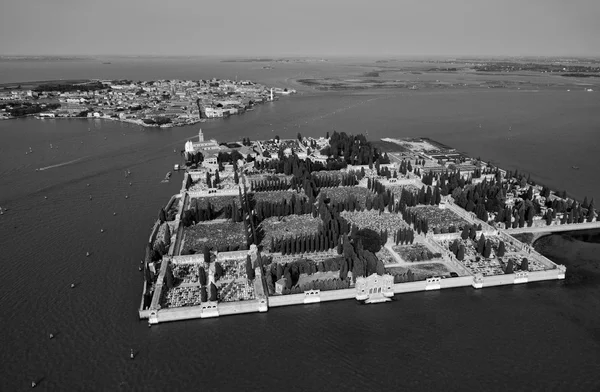 St. Michele Island and venetian lagoon — Stock Photo, Image