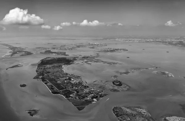 Luftaufnahme von Venedig und der venezianischen Lagune — Stockfoto