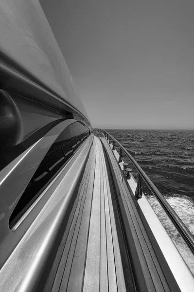 Luxury yacht in Tyrrhenian sea — Stock Photo, Image