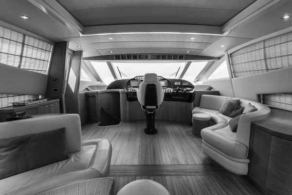 Alfamarine 78 luxury yacht — Stock Photo, Image
