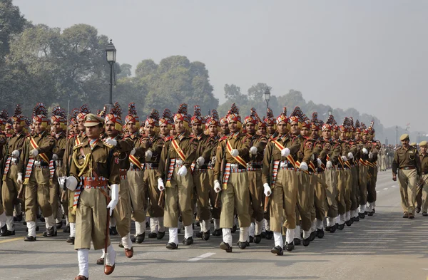 Défilé militaire pour la Journée de l'autonomie en Inde — Photo