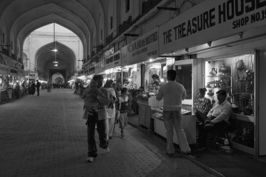 Hindistan'da kırmızı Forth, semt pazarı