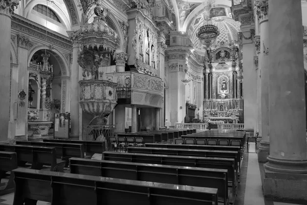 Saint John barockkatedral i Italien — Stockfoto