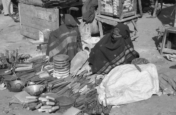 Venditori ambulanti al mercato dell'Uttar Pradesh — Foto Stock