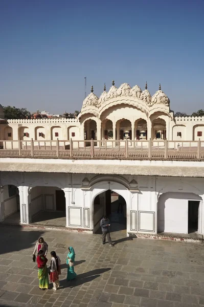 Gente india en el Palacio de los Cuatro Vientos — Foto de Stock