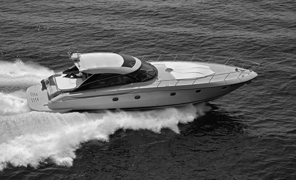 Aqua lyxyacht i Italien — Stockfoto