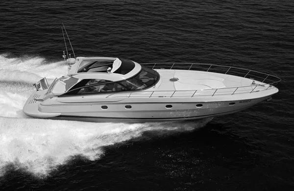 Aqua lyxyacht i Italien — Stockfoto