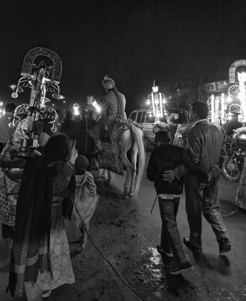 Mariage indien la nuit — Photo