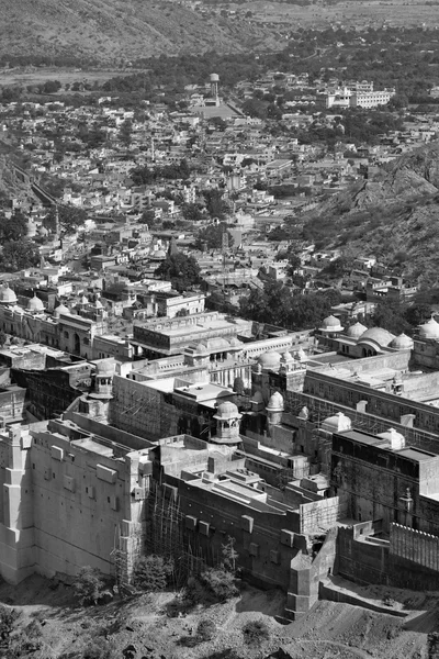 Bärnsten Palace från Amber Fort i Indien — Stockfoto