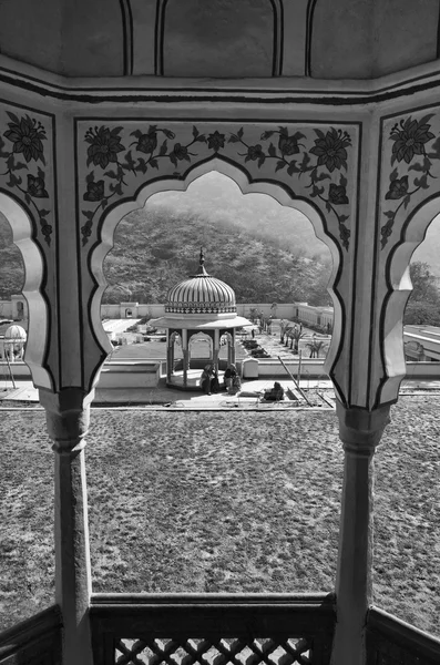 Sisodia Rani Ka Bagh palác v Indii — Stock fotografie