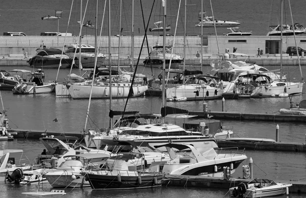 Μεσόγειο, Marina di Ραγκούσα, Ιταλία — Φωτογραφία Αρχείου